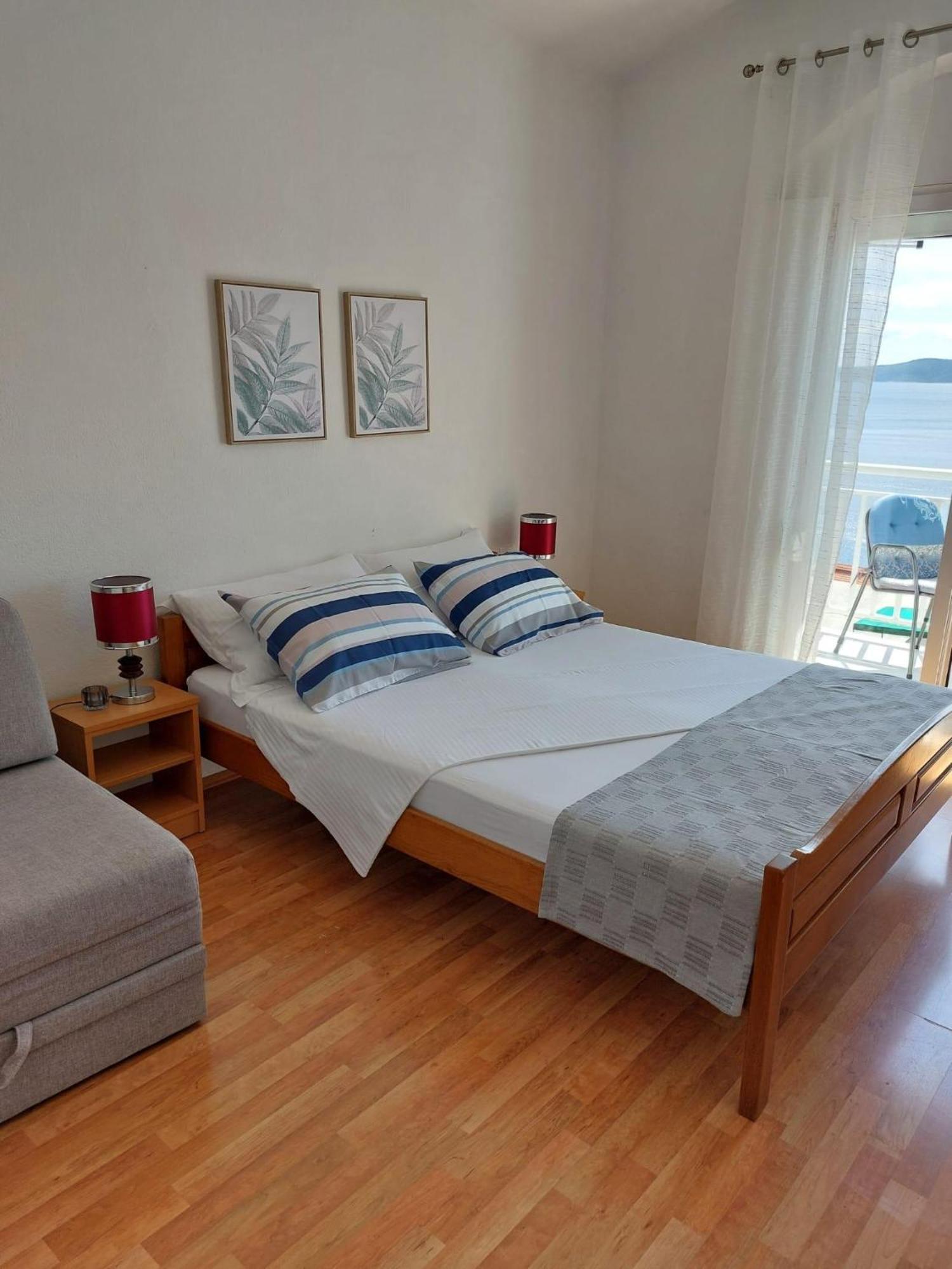 Apartments With A Parking Space Pisak, Omis - 1009 외부 사진